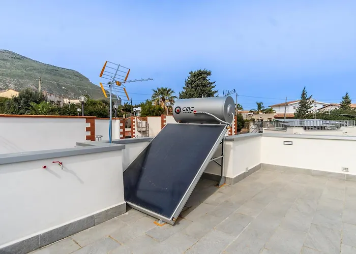 Nika Nika Holiday House